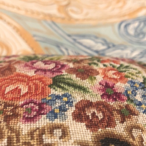 Beautifully hand made tapestry bag - Picture 4 of 8